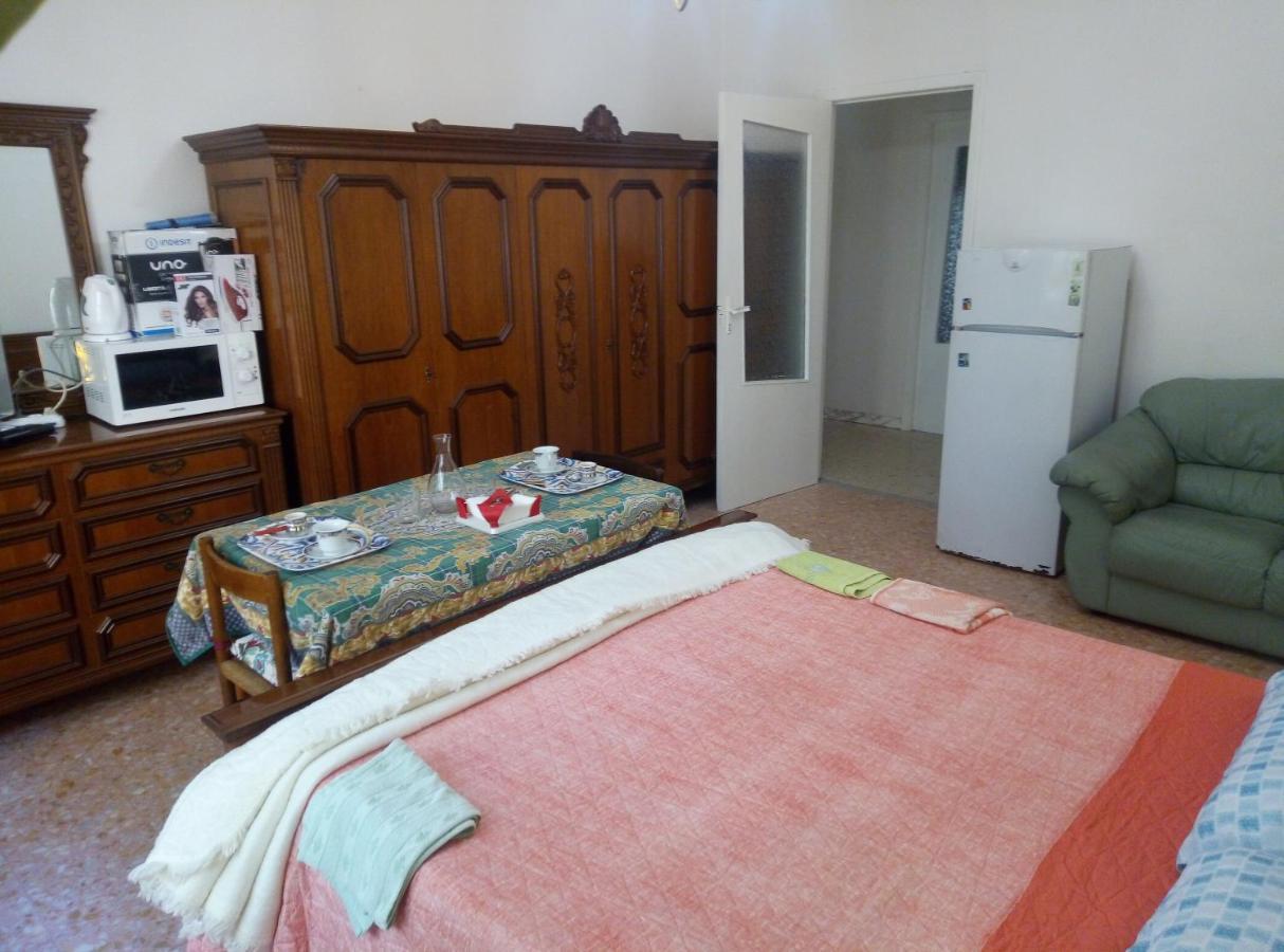 Bed & Breakfast 56 Euro A Notte