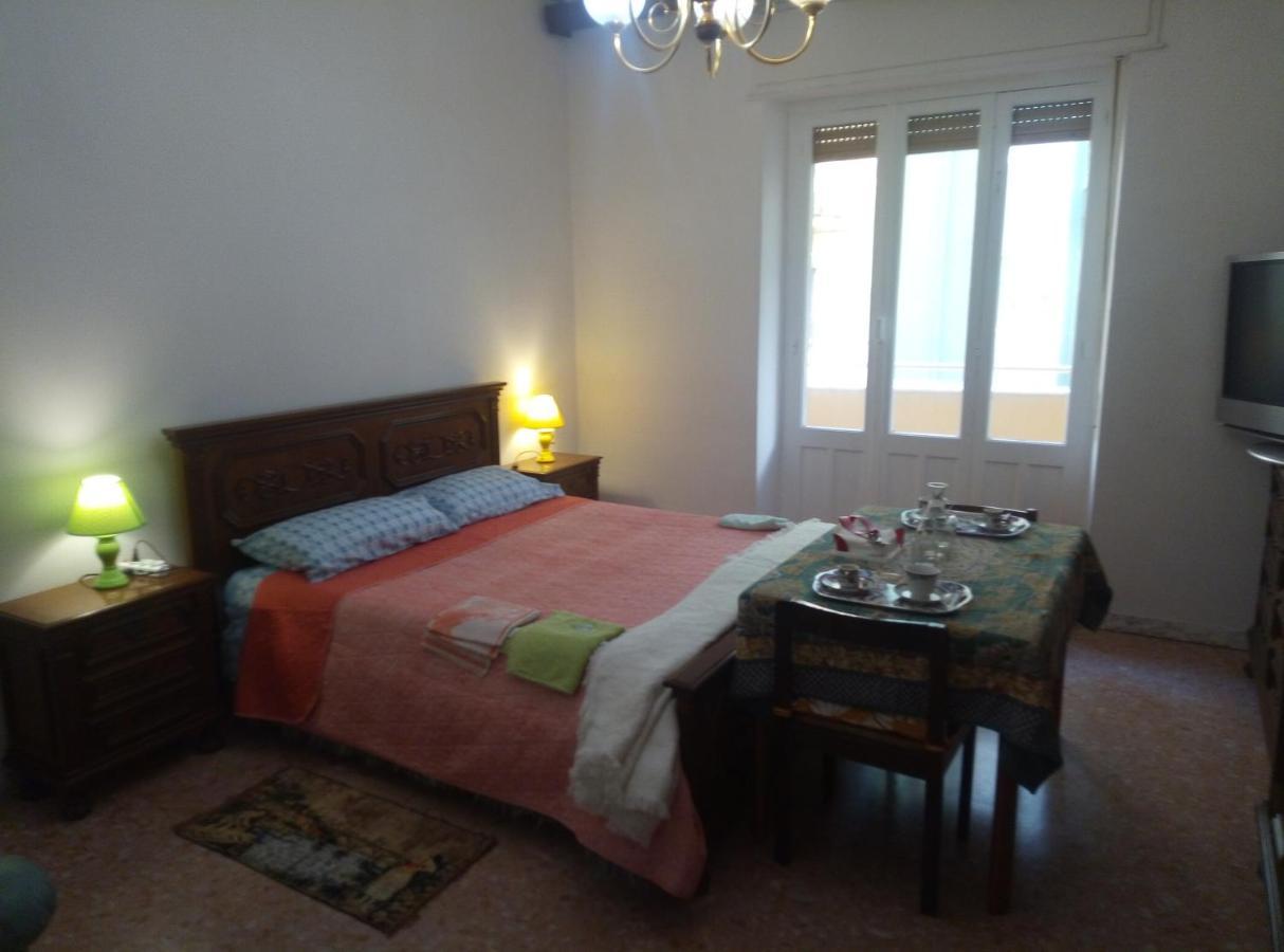Bed & Breakfast 56 Euro A Notte Cagliari